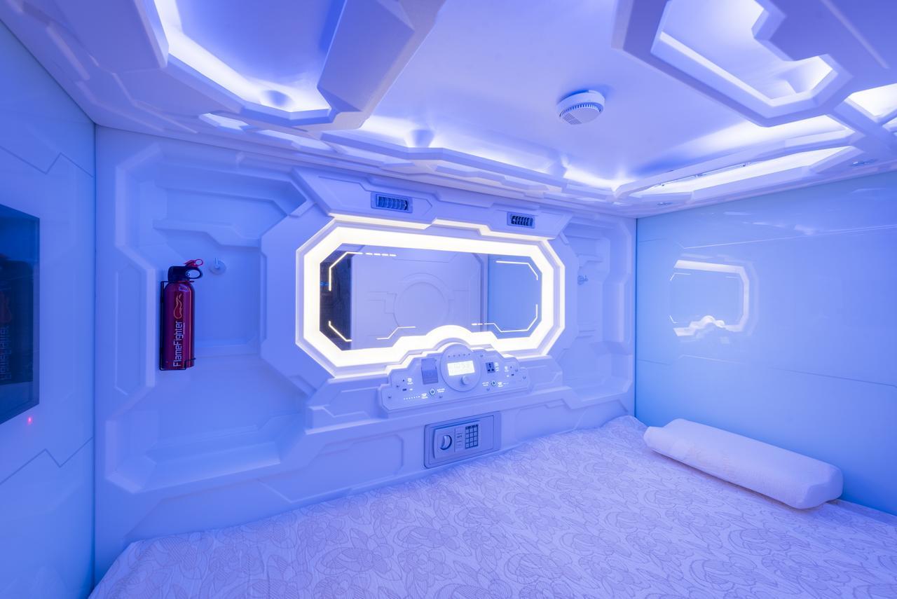 Hi Capsule Pattaya (Adults Only) Hostel Εξωτερικό φωτογραφία