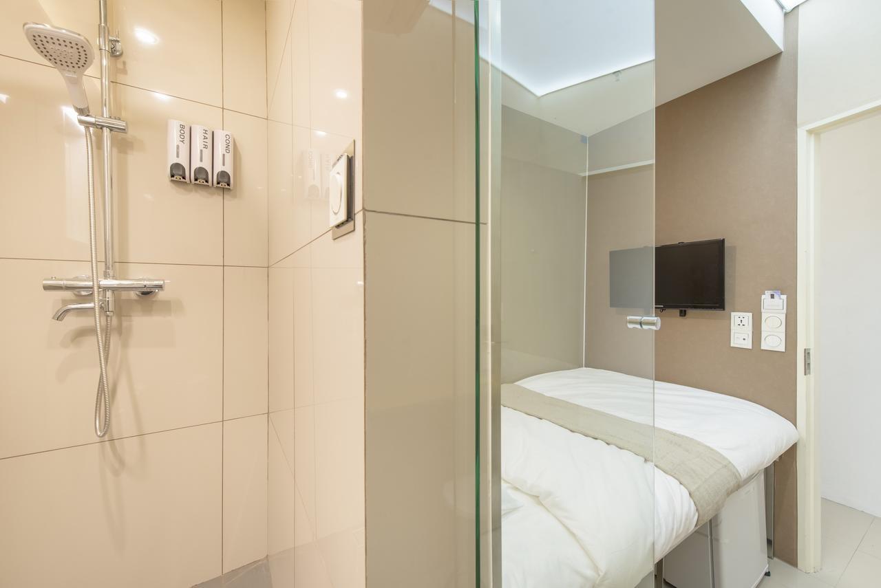 Hi Capsule Pattaya (Adults Only) Hostel Εξωτερικό φωτογραφία